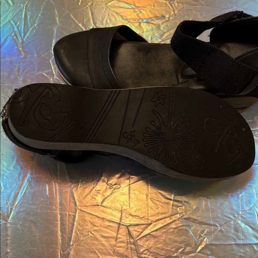 Otbt Women's Dark Gray Closed Toe Wedge Shoes